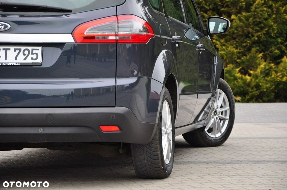 Ford S-Max - 19