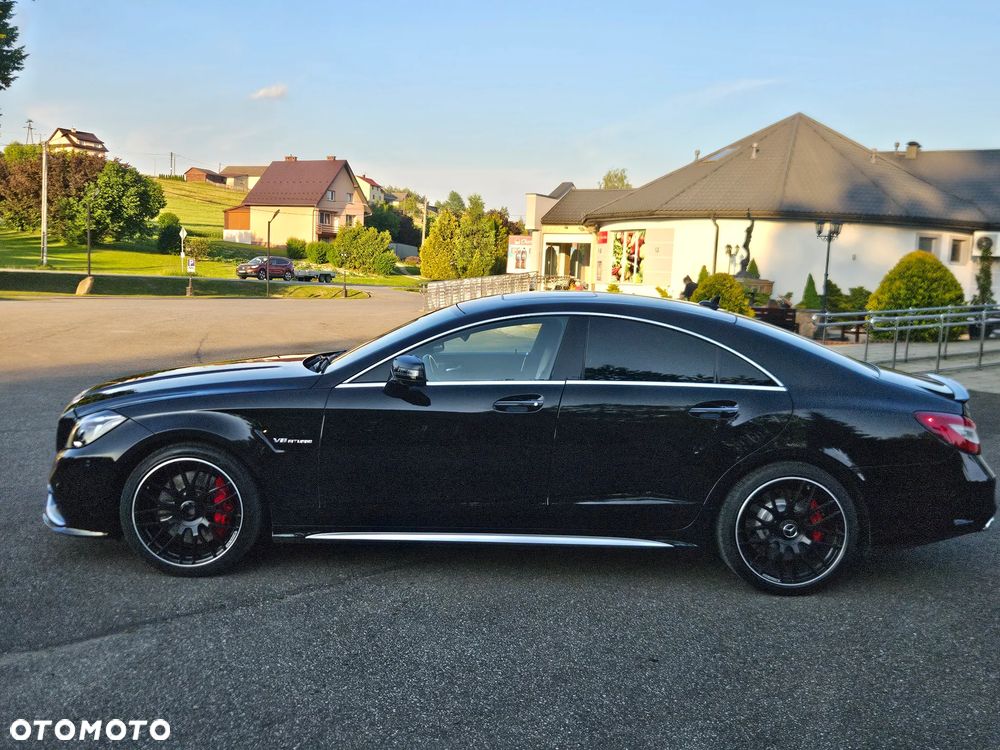 Mercedes-Benz CLS - 21