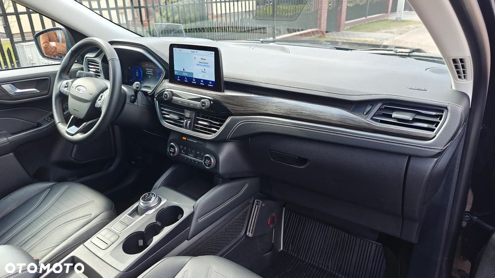 Ford Kuga - 9