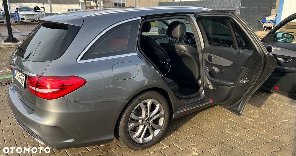 Mercedes-Benz Klasa C - 9