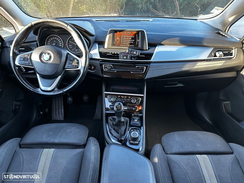 BMW 216 Gran Tourer - 10