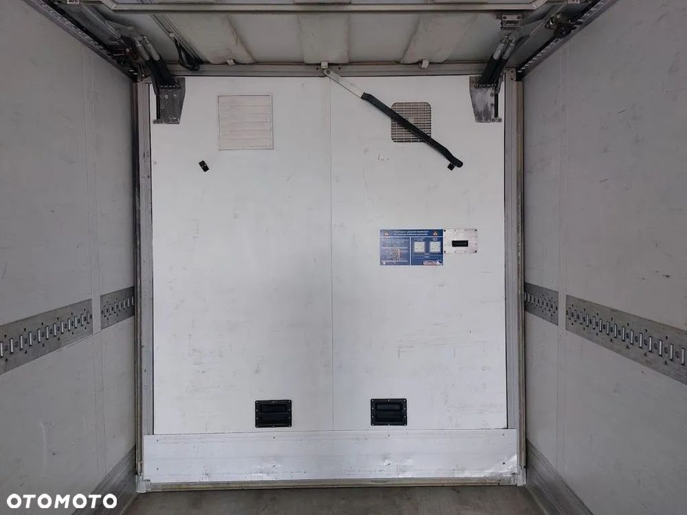 Schmitz Cargobull SKO 24 Thermo King SLXe 300 - 4