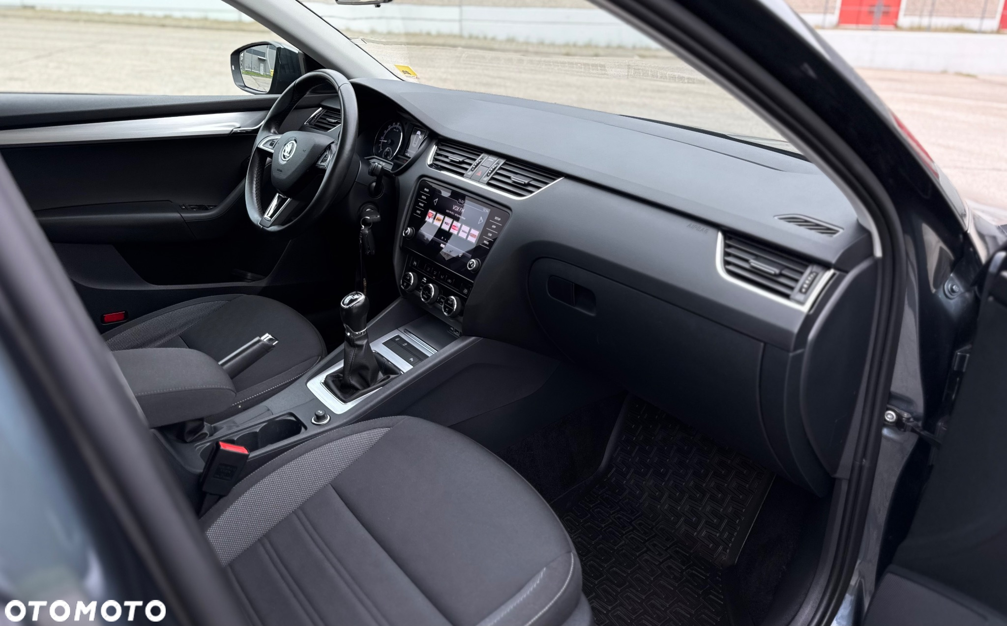 Skoda Octavia 1.6 TDI Business - 22