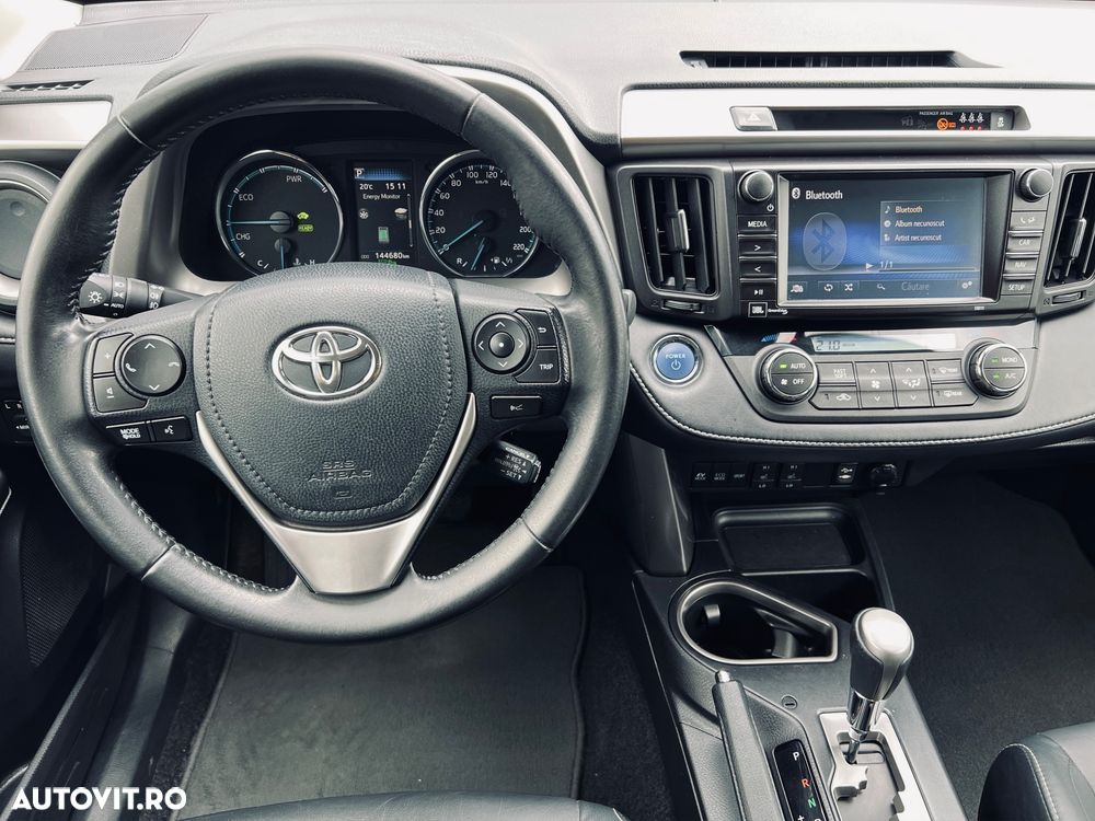 Toyota RAV4 2.5 VVT-i 4x4 Luxury - 10