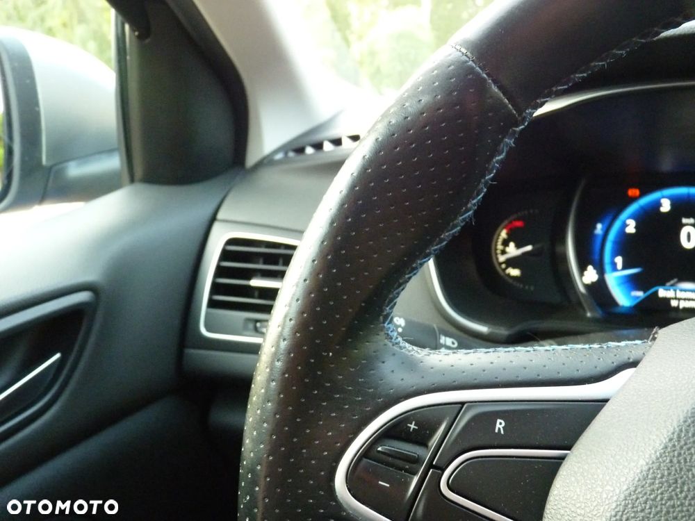 Renault Megane ENERGY TCe 130 GT LINE - 19
