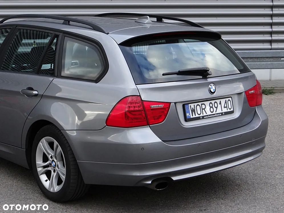 BMW Seria 3 318d DPF Edition Lifestyle - 23