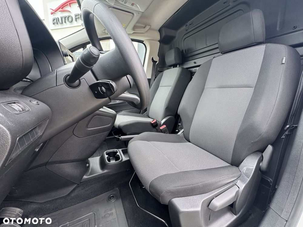 Toyota Proace City - 12