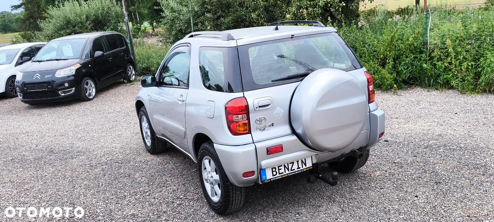 Toyota RAV4 - 22