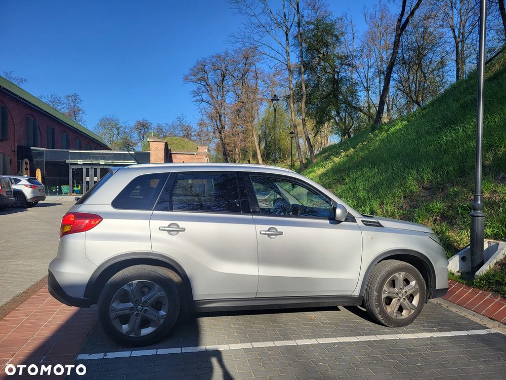 Suzuki Vitara - 8