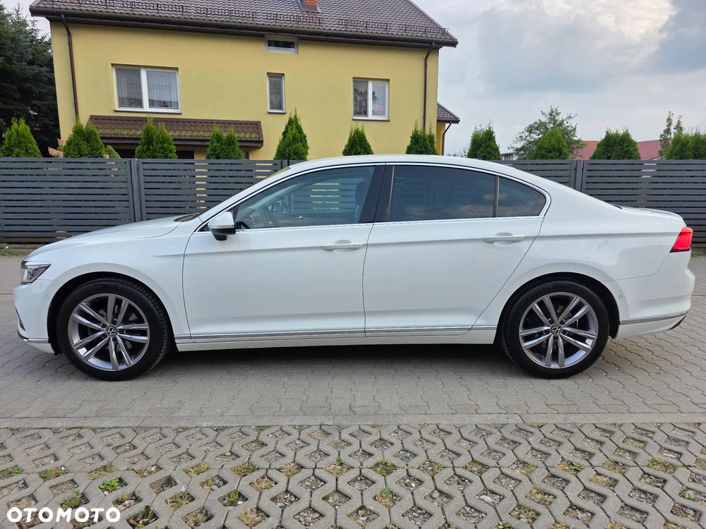Volkswagen Passat 2.0 TDI 4Mot Elegance DSG - 11