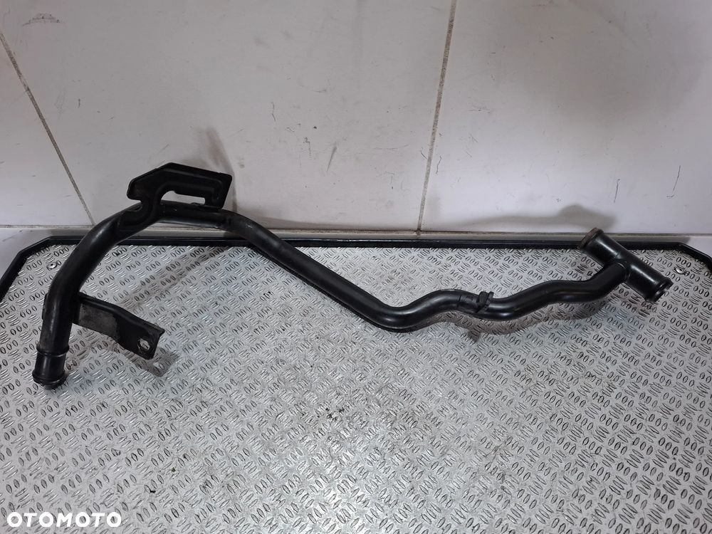 Rurka wody Volkswagen Audi 2,0 TDI nr 04L121065CR - 2