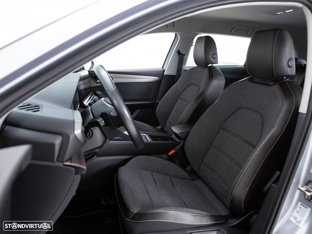 SEAT Leon ST 1.5 eTSI Xcellence DSG - 9