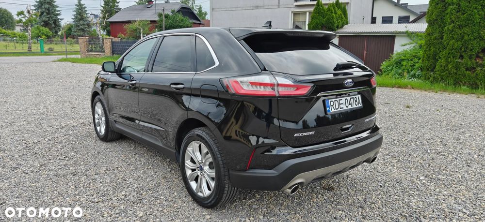 Ford Edge - 4