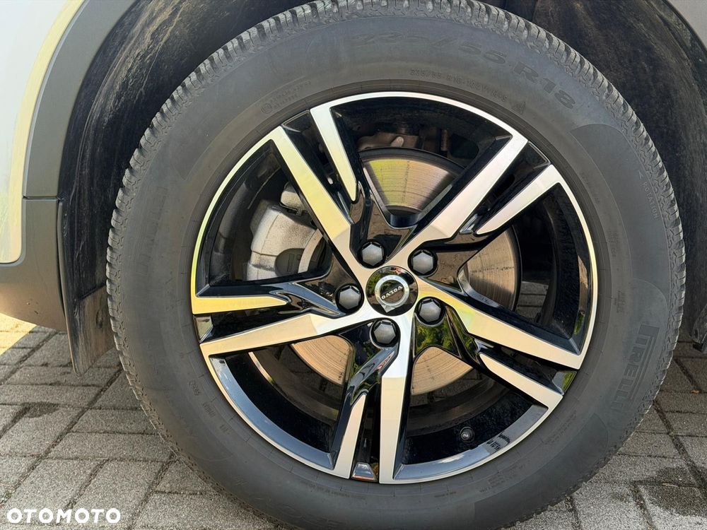 Volvo XC 40 - 36