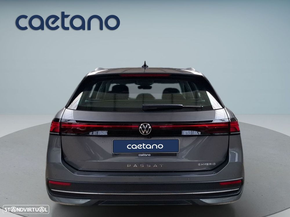 VW Passat Variant 1.5 TSI eHybrid Business DSG - 7