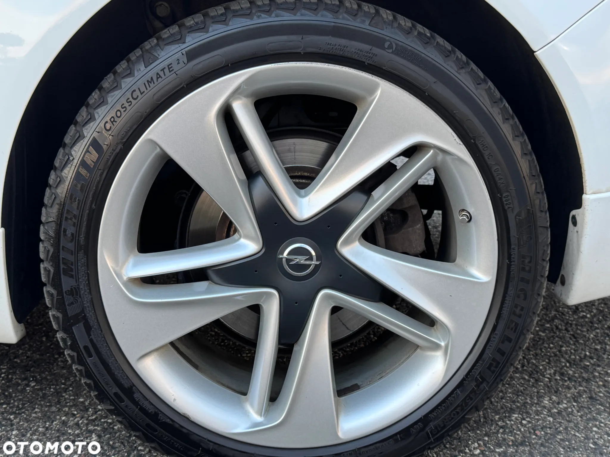 Opel Insignia - 12