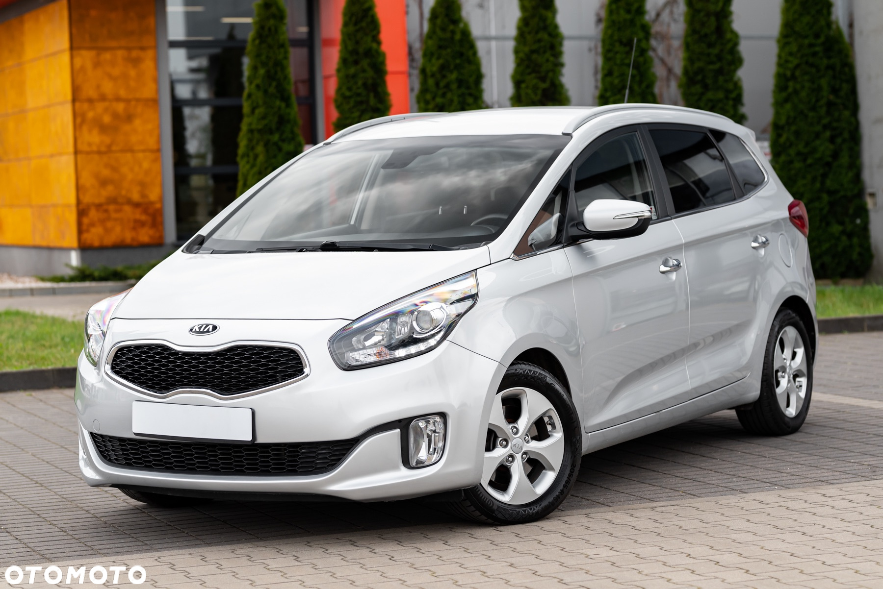 Kia Carens 1.7 CRDi L - 10
