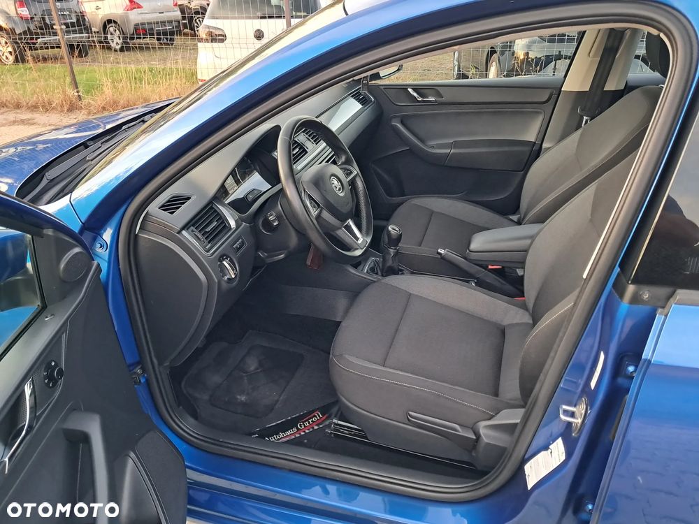 Skoda RAPID 1.6 TDI Edition - 13