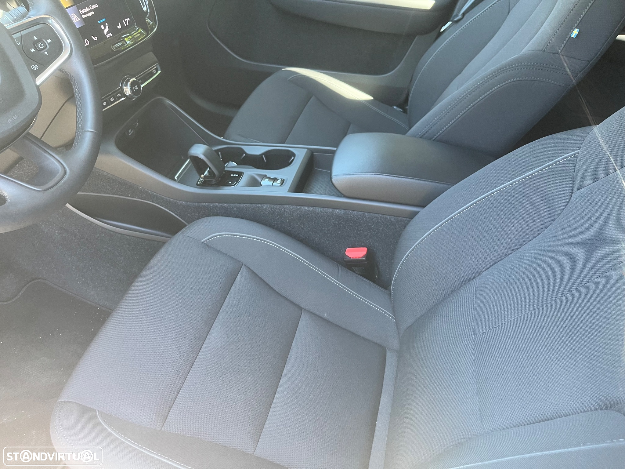 Volvo XC 40 1.5 T4 PHEV Essential - 4