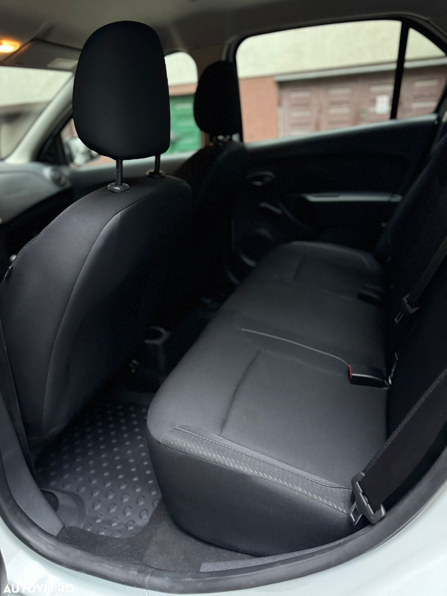 Dacia Logan - 7