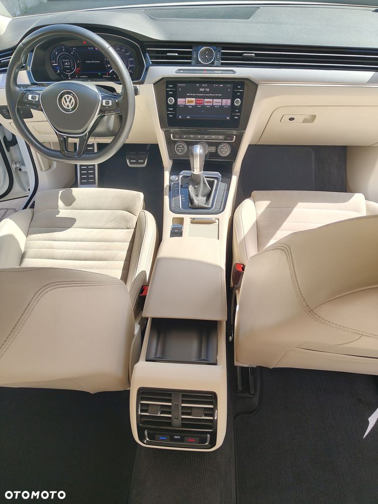 Volkswagen Passat 2.0 TDI BMT Highline DSG7 - 10