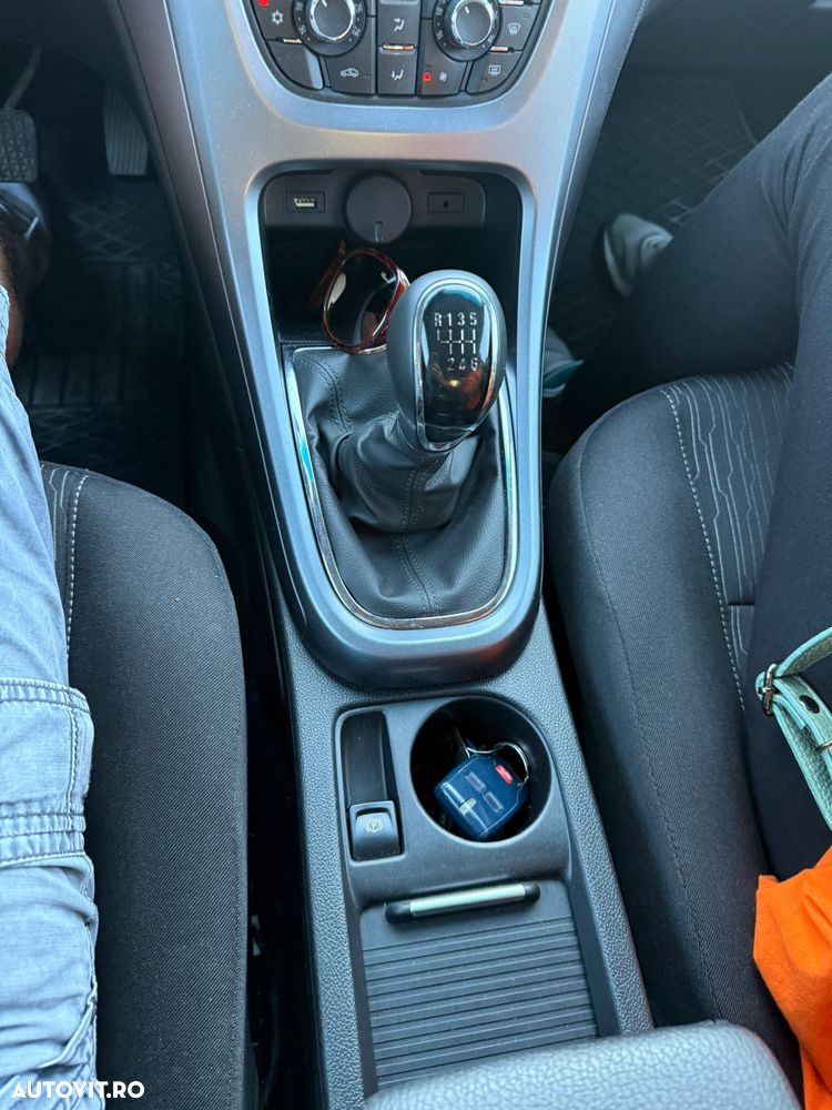 Opel Astra 1.4 Turbo ECOTEC Enjoy - 13