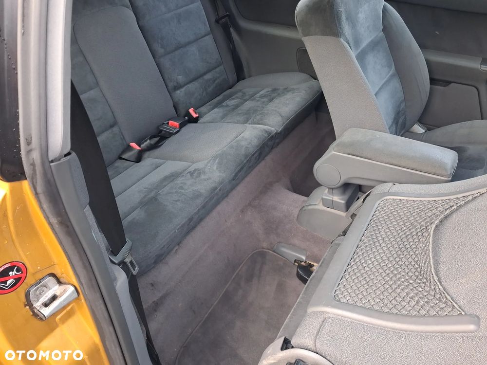 Audi A3 3-drzwiowe 1.6 Ambition - 10