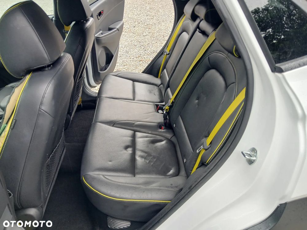 Hyundai Kona 1.6 GDI Hybrid Premium DCT - 23