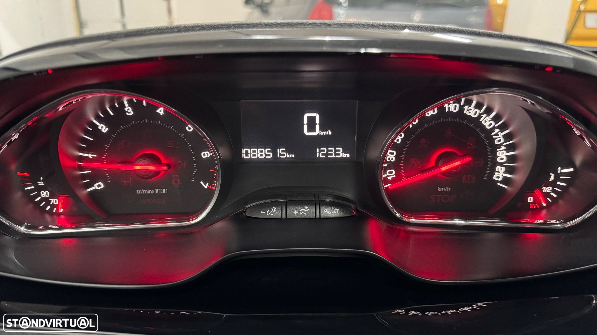 Peugeot 208 1.2 VTi Allure - 5