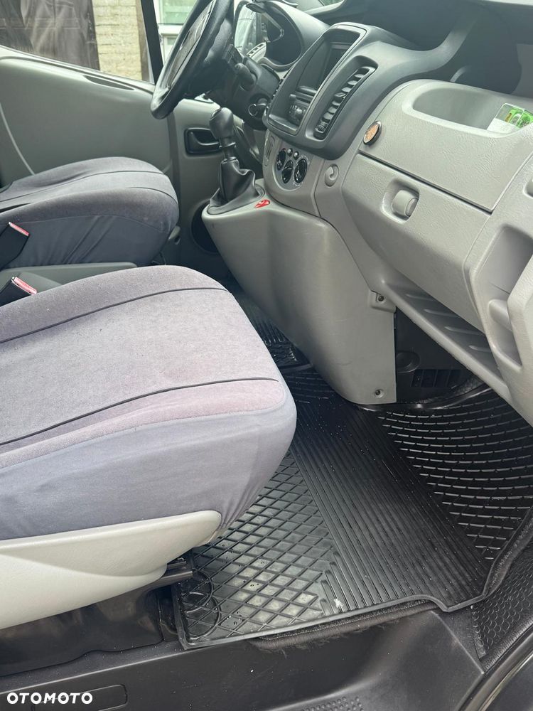 Opel Vivaro - 5