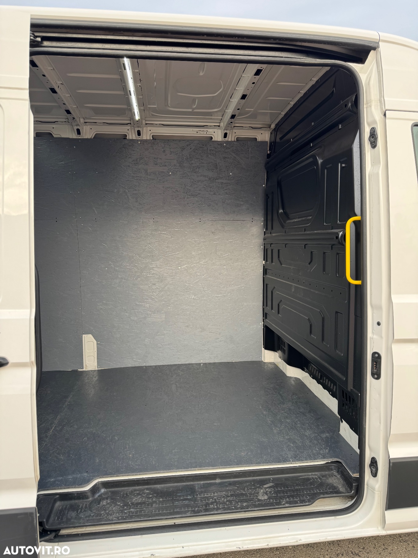 Volkswagen Crafter 2019 2.0Tdi 140Cp Tractiune fata Stare Foarte buna !!!! - 7