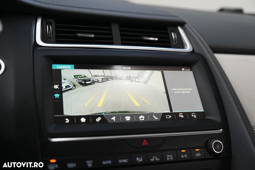 Jaguar E-Pace D150 AWD Aut. S - 34