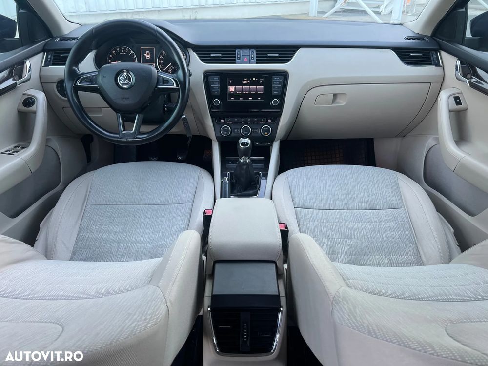 Skoda Octavia 1.6 TDI Ambition - 20
