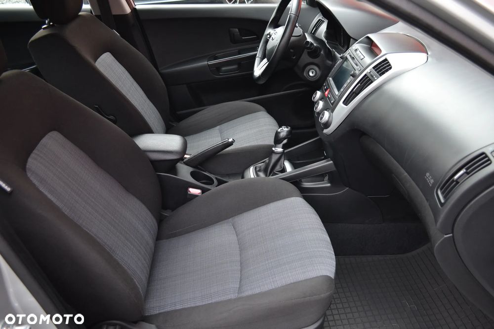 Kia Ceed 1.4 CVVT Edition 7 - 14