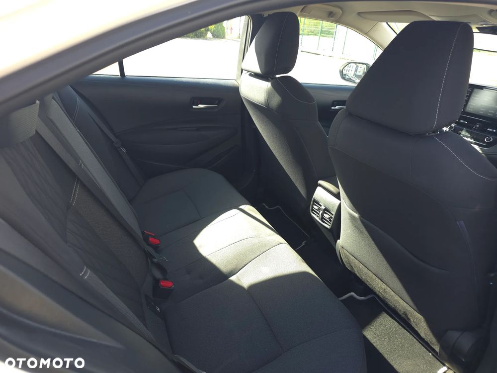 Toyota Corolla 1.8 Hybrid Comfort - 13