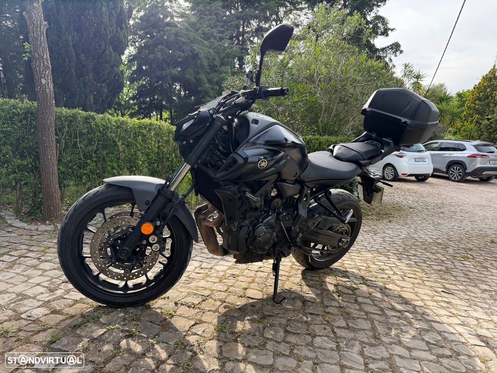 Yamaha MT-07 - 10
