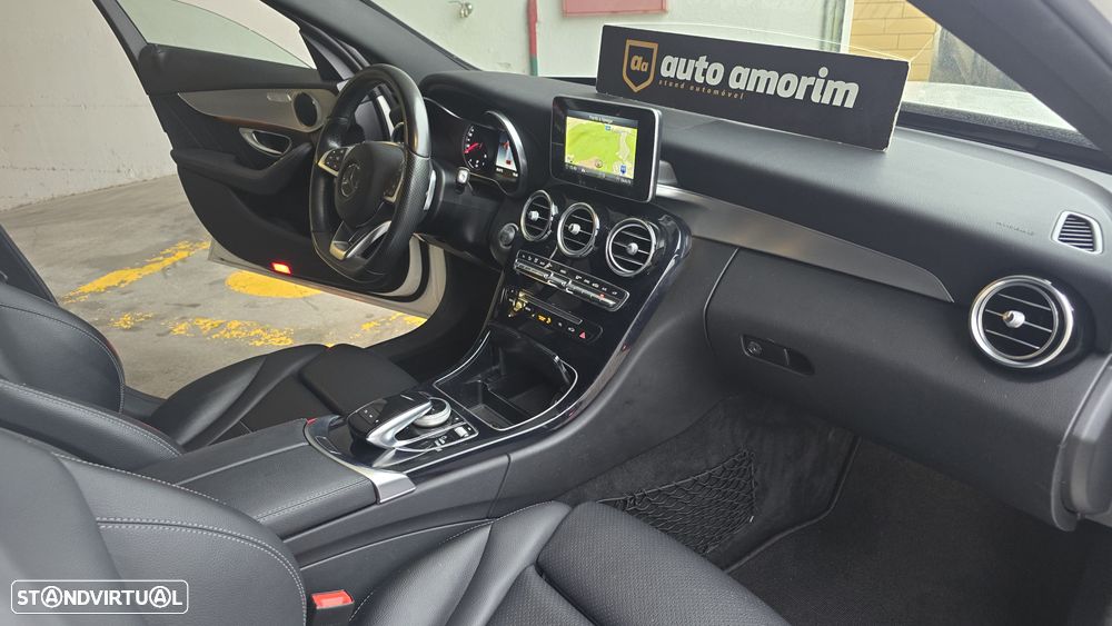 Mercedes-Benz C 300 BlueTEC Hybrid AMG Line - 22