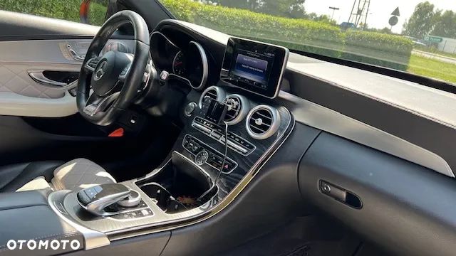 Mercedes-Benz Klasa C AMG 63 S - 29
