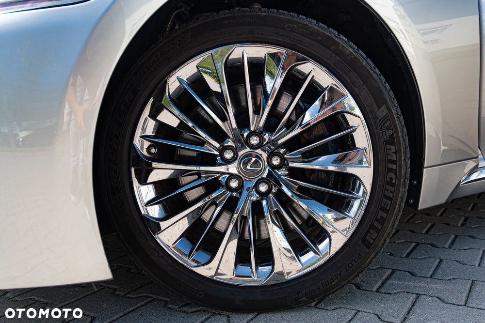 Lexus LS - 8
