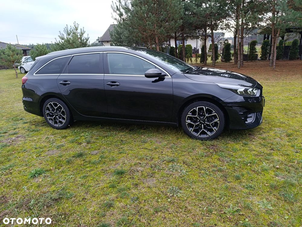 Kia Ceed 1.5 T-GDI DCT7 OPF GT Line - 4