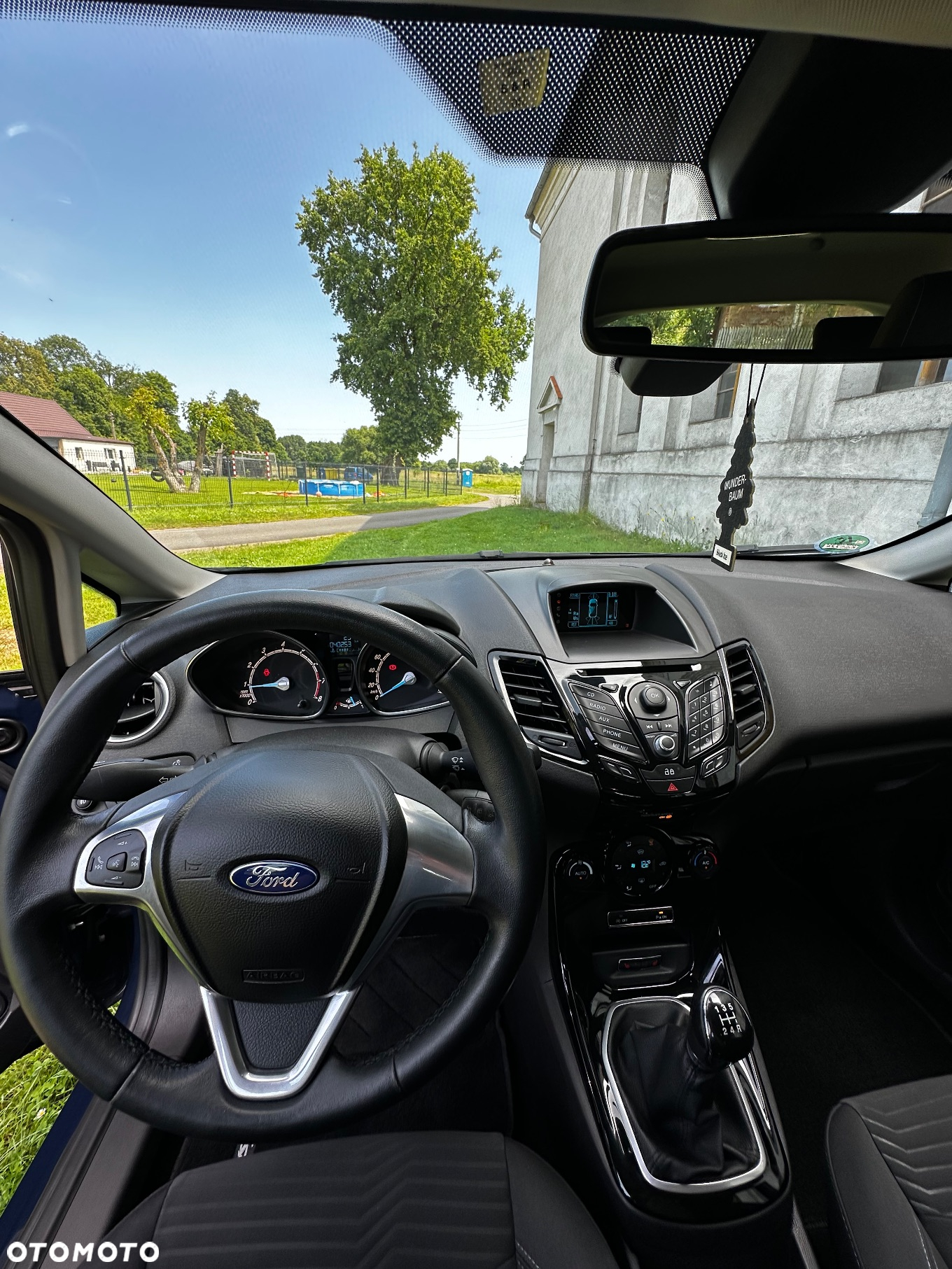 Ford Fiesta 1.0 EcoBoost S&S TITANIUM - 17