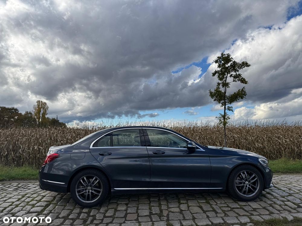 Mercedes-Benz Klasa C 180 7G-TRONIC - 9
