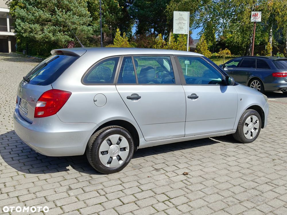 Skoda Fabia 1.6 TDI DPF Ambition - 11