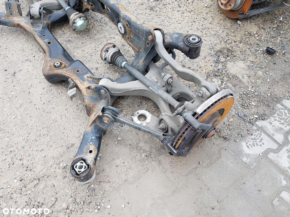 AUDI A6 C7 LIFT 15-18r ALLROAD 3.0 TDI BELKA ZAWIESZENIA TYŁ 4G0505235AD - 4