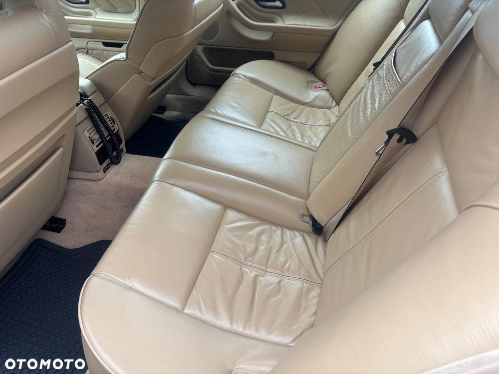 BMW Seria 7 735i - 9