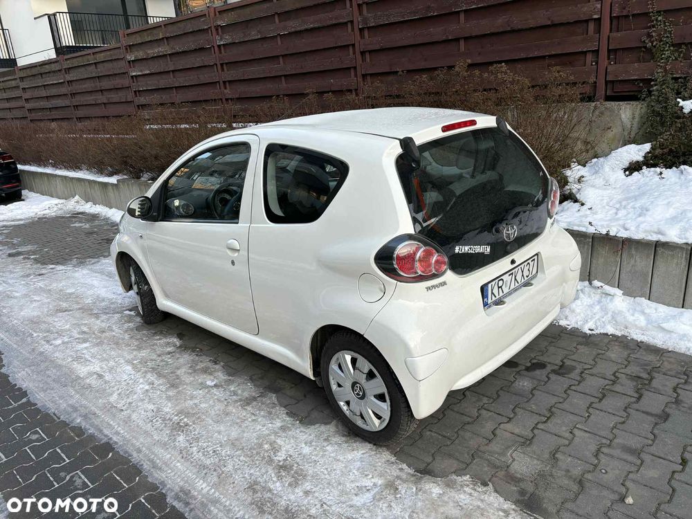 Toyota Aygo Standard - 2
