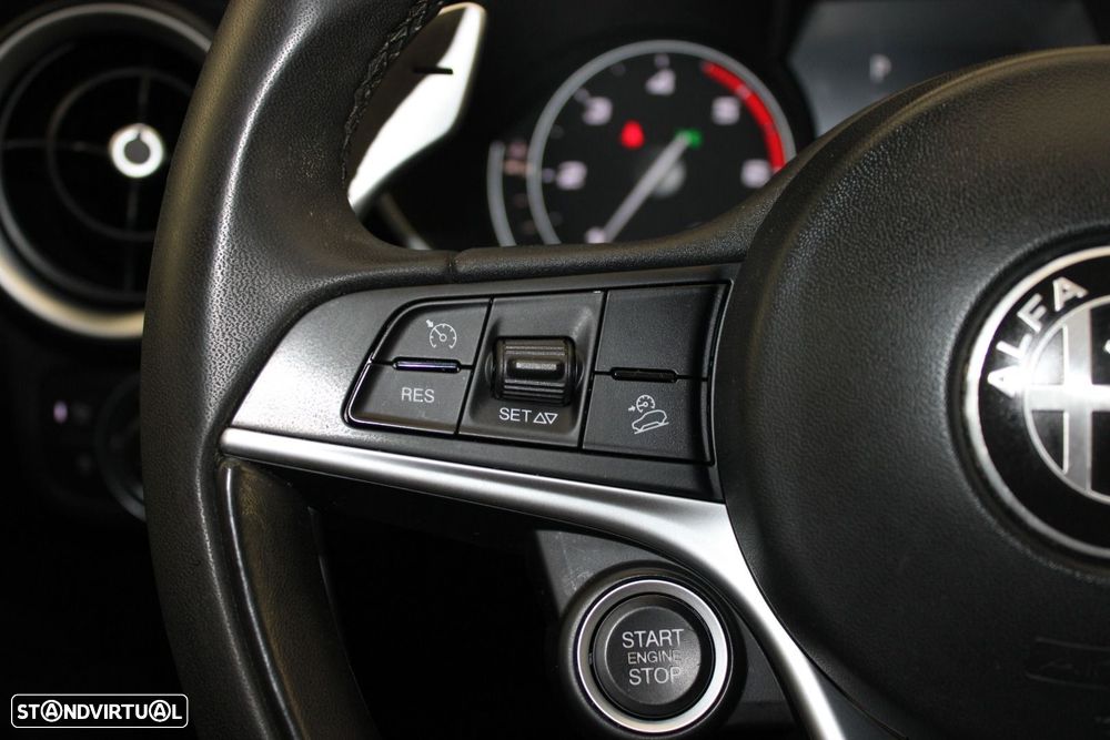 Alfa Romeo Stelvio 2.2 D Super AT8 - 12