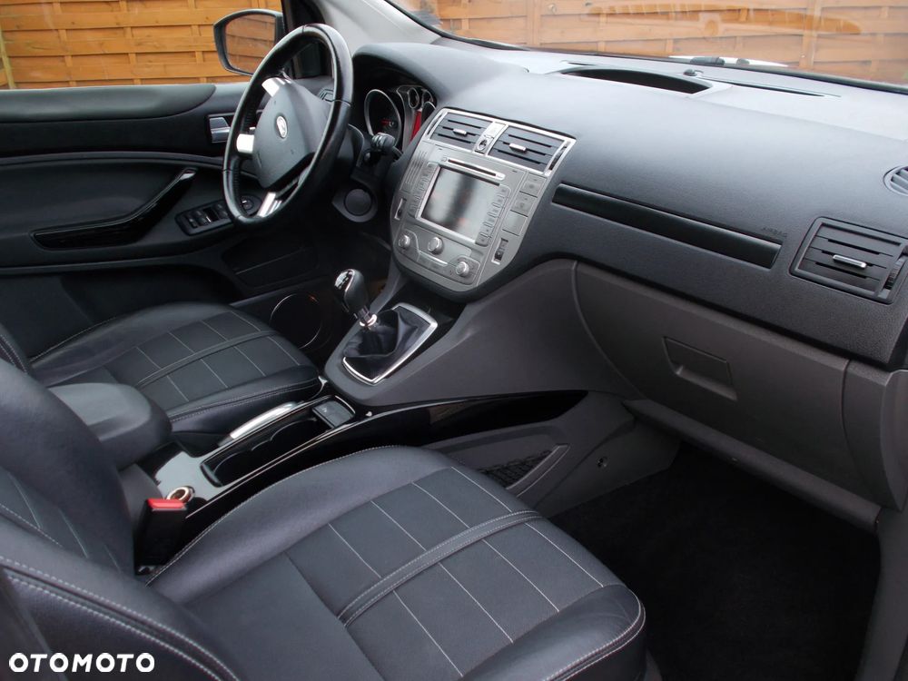 Ford Kuga 2.0 TDCi Titanium - 12