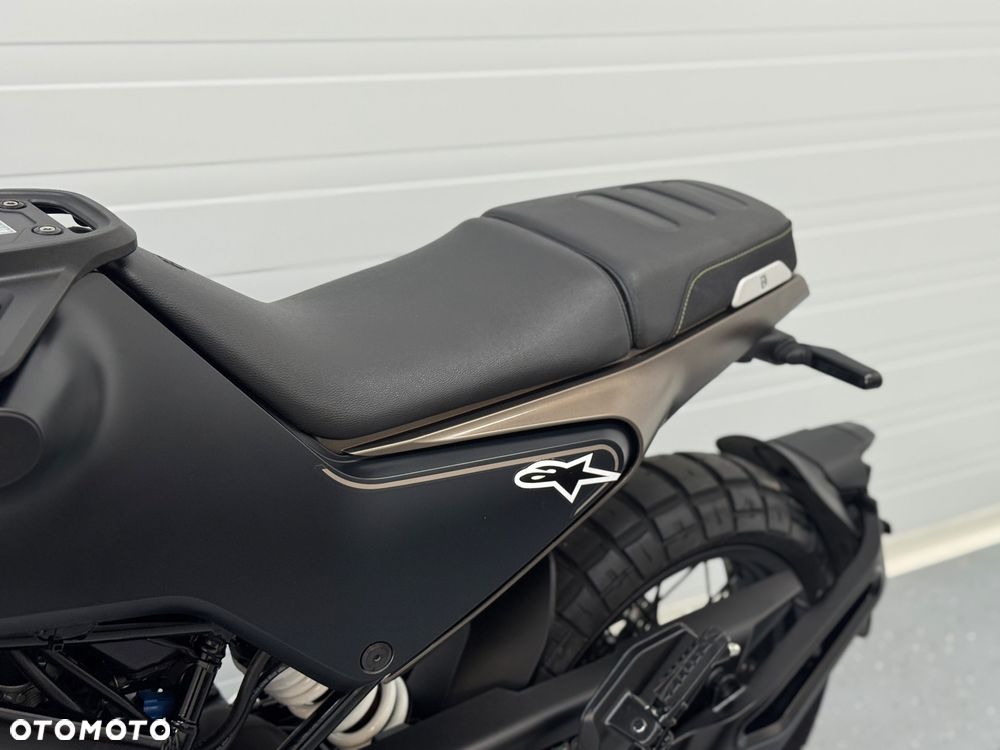 Husqvarna Svartpilen - 21