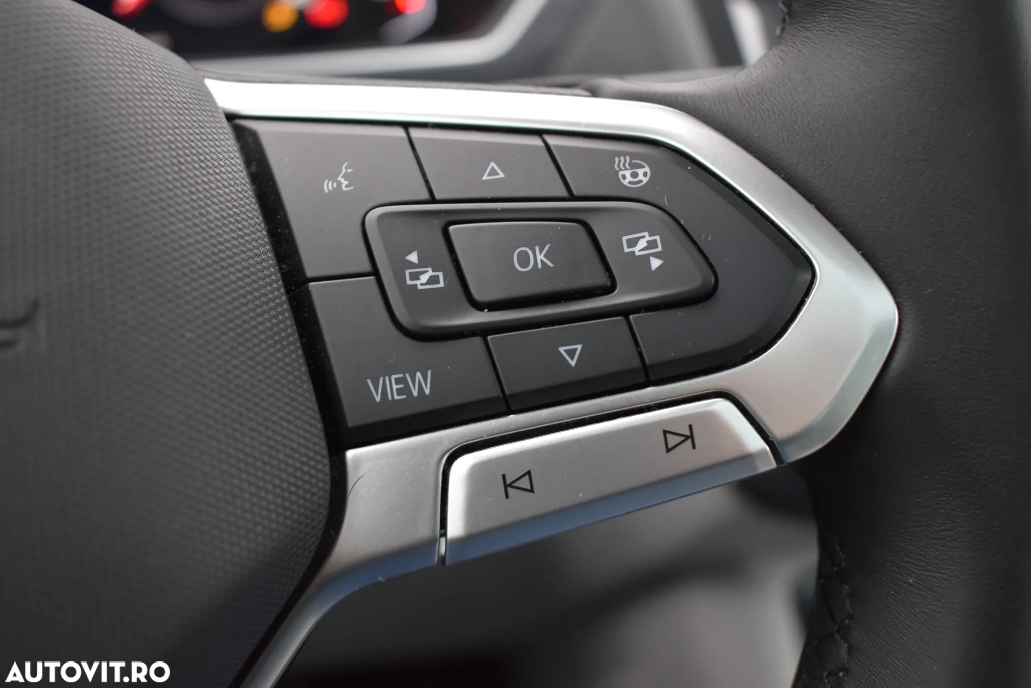 Volkswagen Tiguan 2.0 TDI SCR DSG 4Motion Elegance - 13